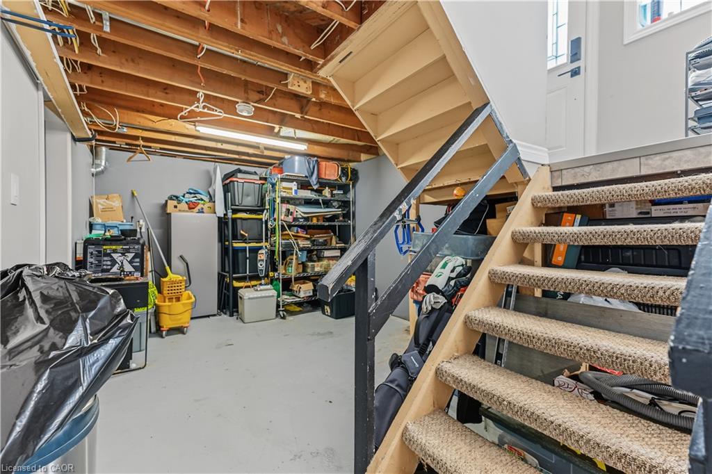 100 Montrose Avenue Property Photo 31