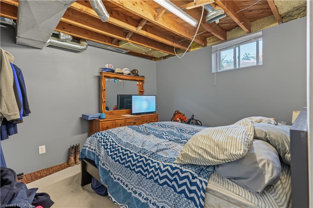 100 Montrose Avenue Property Photo 35