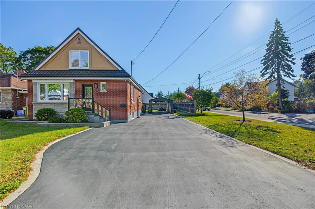 100 Montrose Avenue Property Photo 36