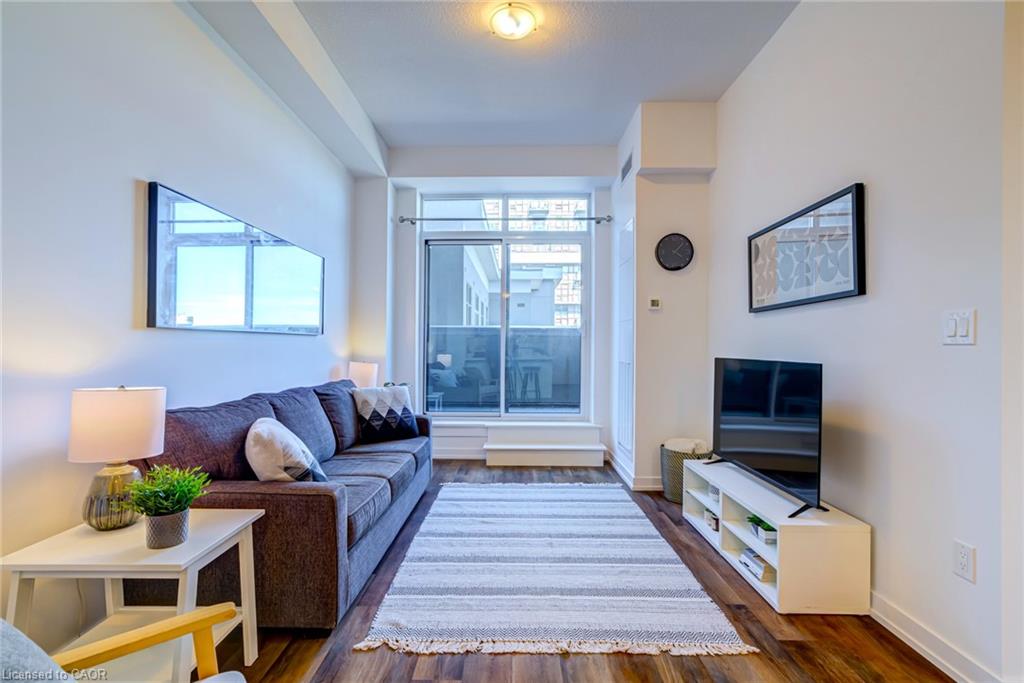 516-450 Dundas Street E Property Photo 3