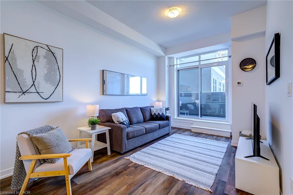 516-450 Dundas Street E Property Photo 5