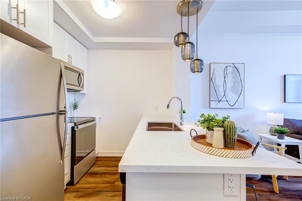 516-450 Dundas Street E Property Photo 10