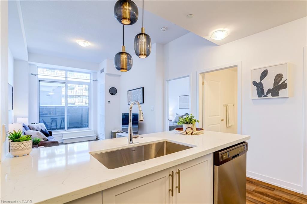 516-450 Dundas Street E Property Photo 12