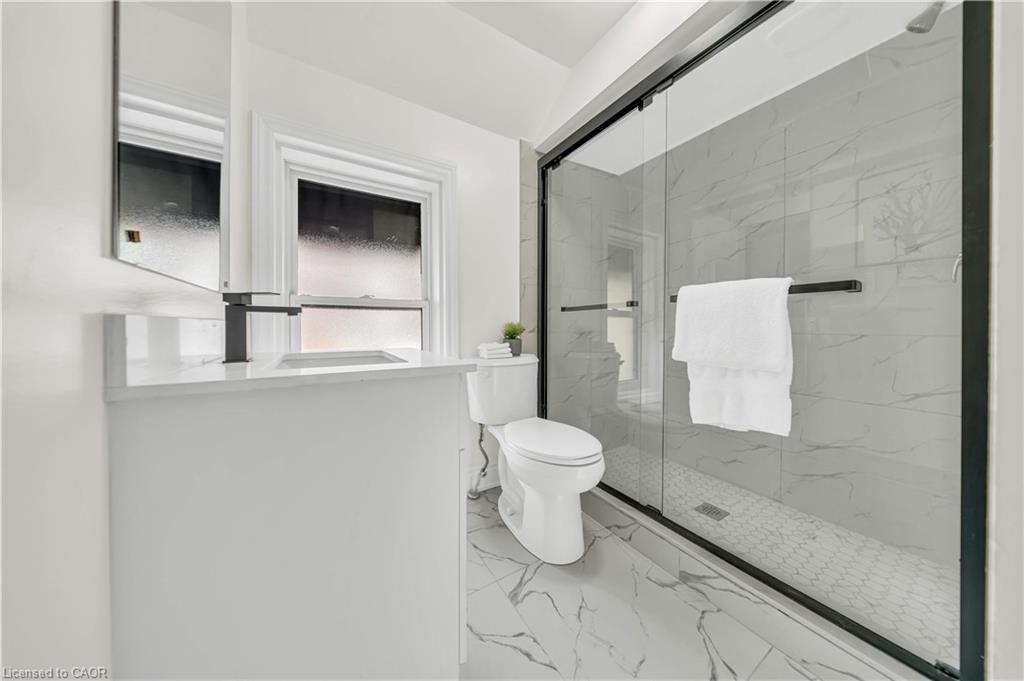 188 Courtland Avenue E Property Photo 26