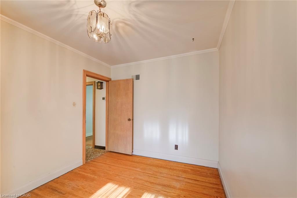 11 Crestwood Avenue Property Photo 14