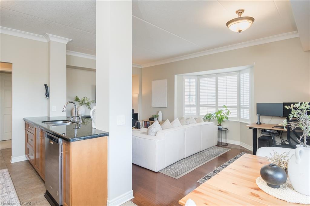 310-1379 Costigan Road Property Photo 13