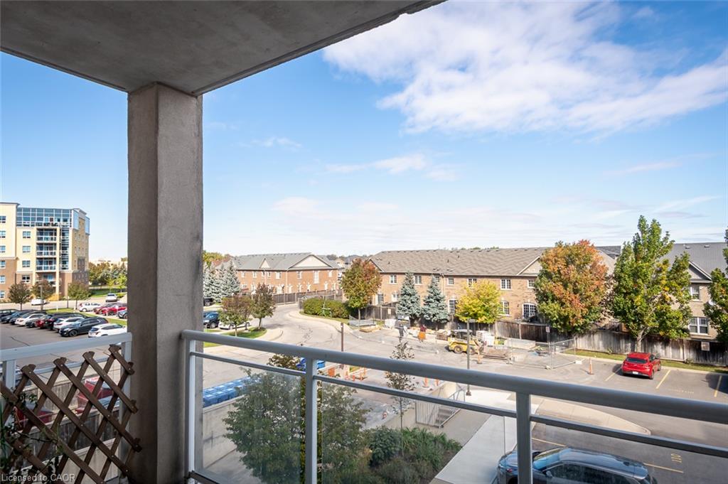 310-1379 Costigan Road Property Photo 22