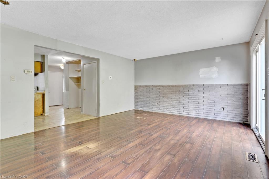 1482 Wildren Place Property Photo 6