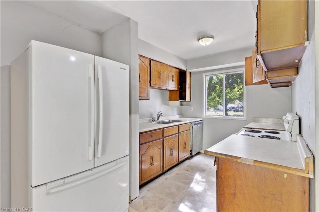 1482 Wildren Place Property Photo 10