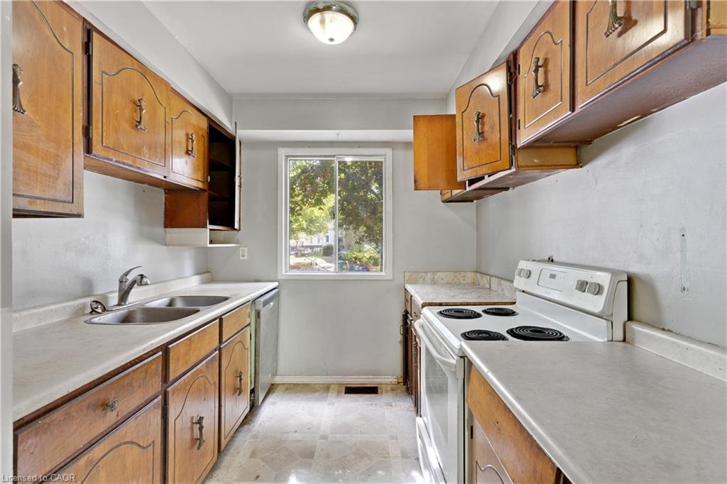 1482 Wildren Place Property Photo 11