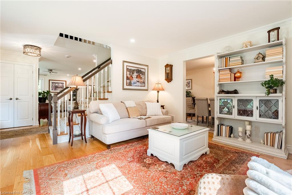 3 The Promenade Property Photo 8