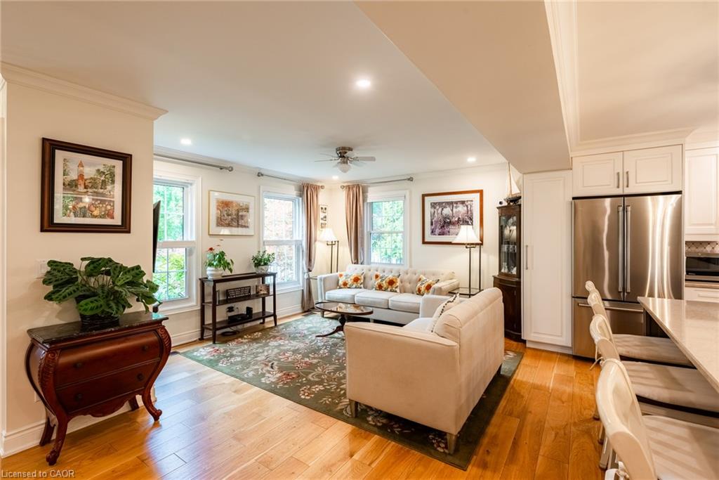 3 The Promenade Property Photo 11