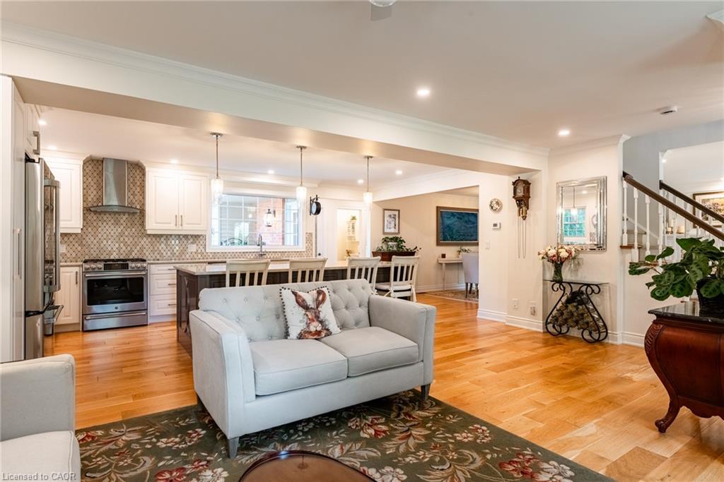 3 The Promenade Property Photo 13