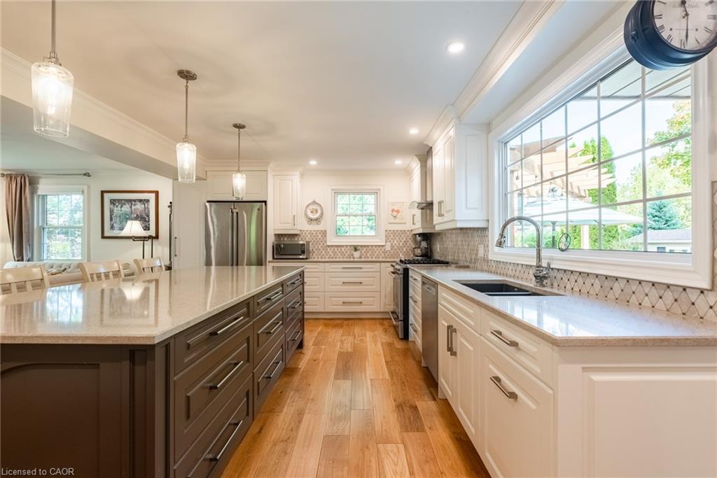 3 The Promenade Property Photo 16