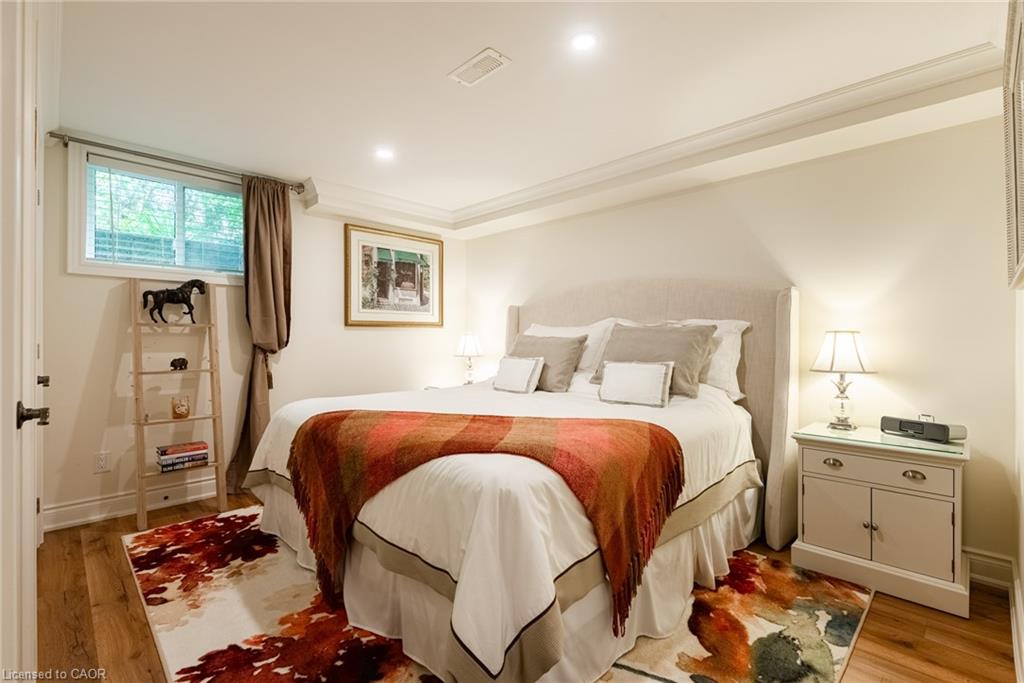 3 The Promenade Property Photo 31