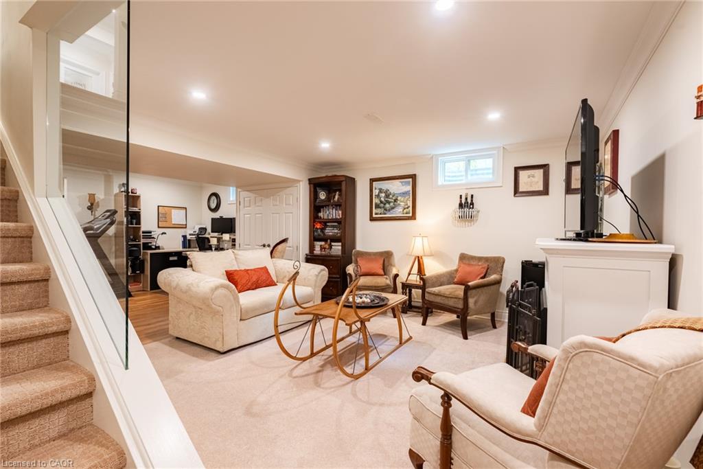 3 The Promenade Property Photo 32