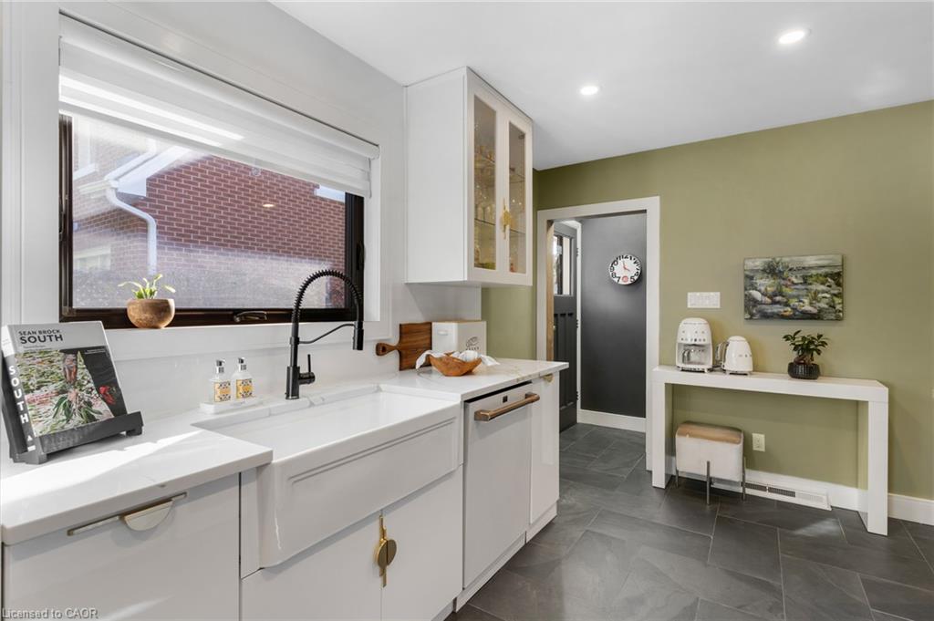 119 Gladstone Avenue Property Photo 17
