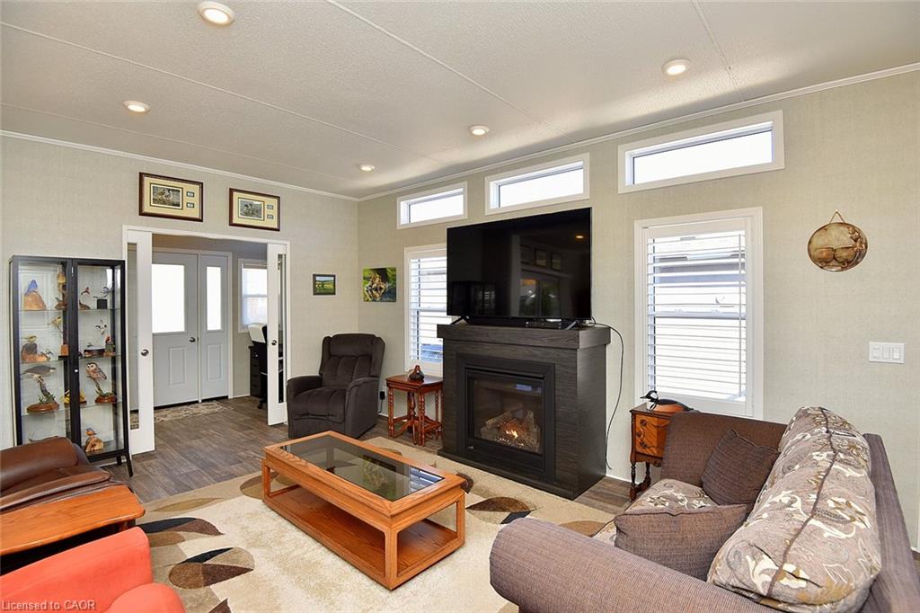4449 Milburough Street Property Photo 9