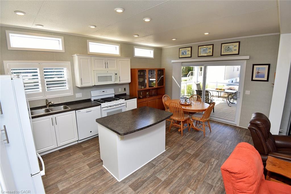 4449 Milburough Street Property Photo 16