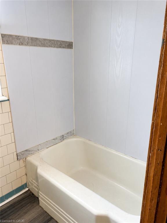 4 West Avenue N Property Photo 9
