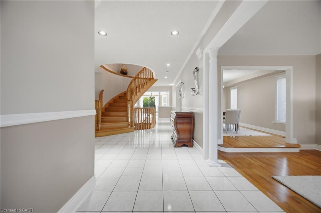 5892 Glen Erin Drive Property Photo 5
