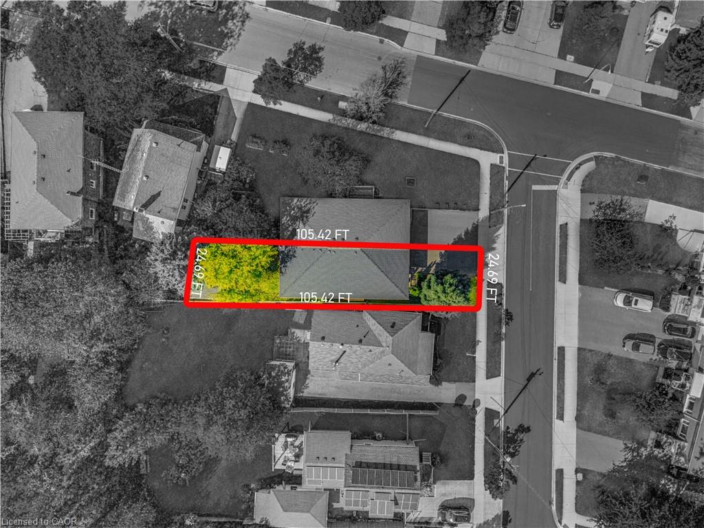 427 Lawrence Avenue Property Photo 2