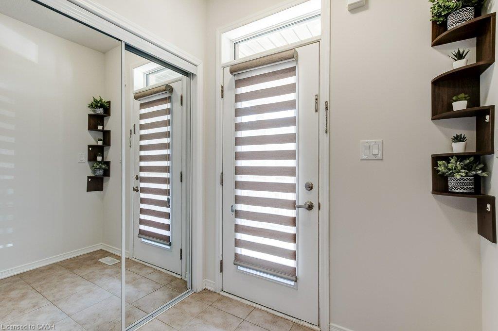 80 Oaktree Drive Property Photo 4