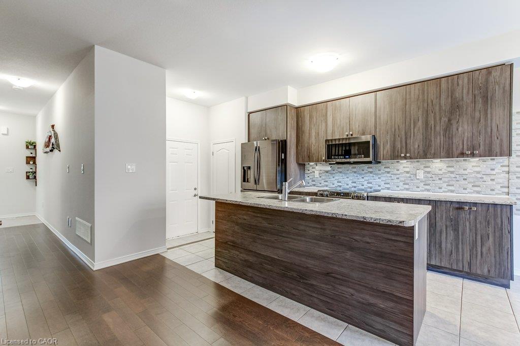 80 Oaktree Drive Property Photo 10
