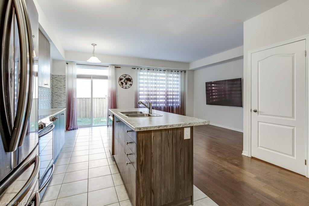 80 Oaktree Drive Property Photo 12