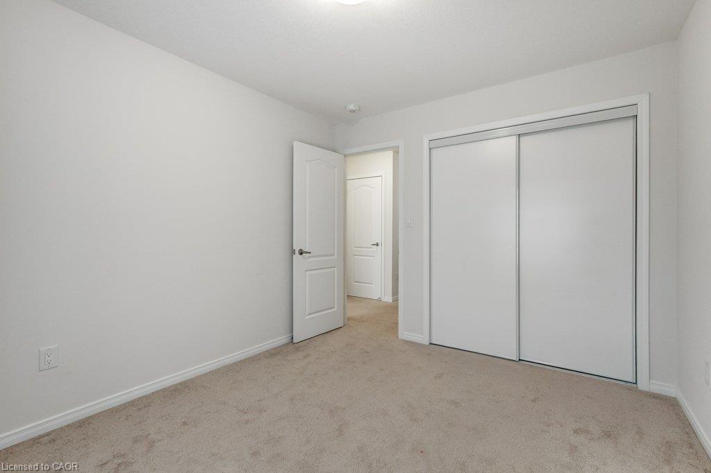 80 Oaktree Drive Property Photo 36