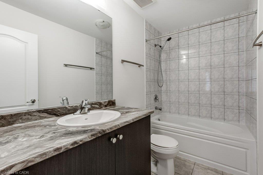80 Oaktree Drive Property Photo 38