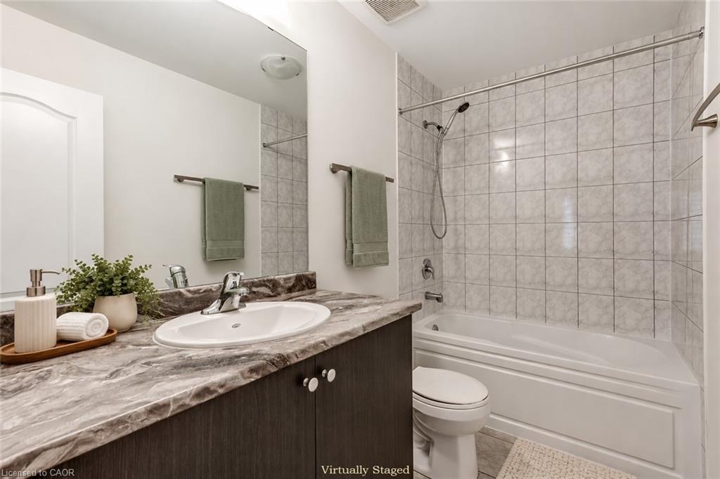 80 Oaktree Drive Property Photo 39