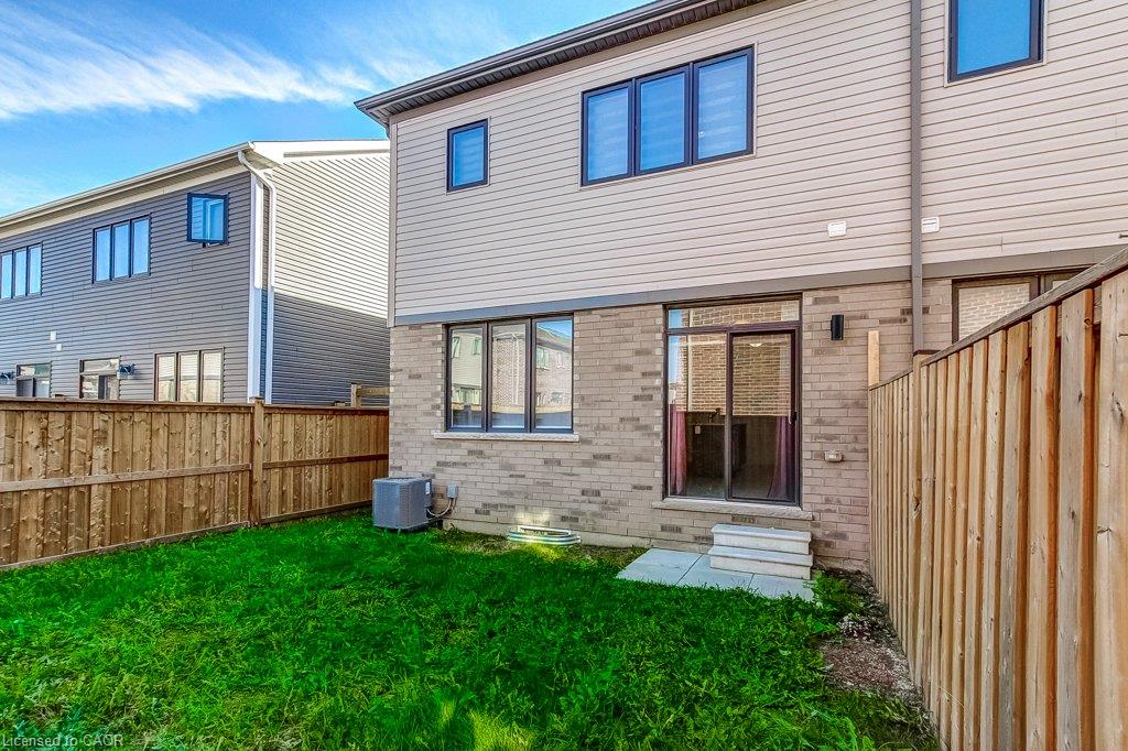 80 Oaktree Drive Property Photo 42