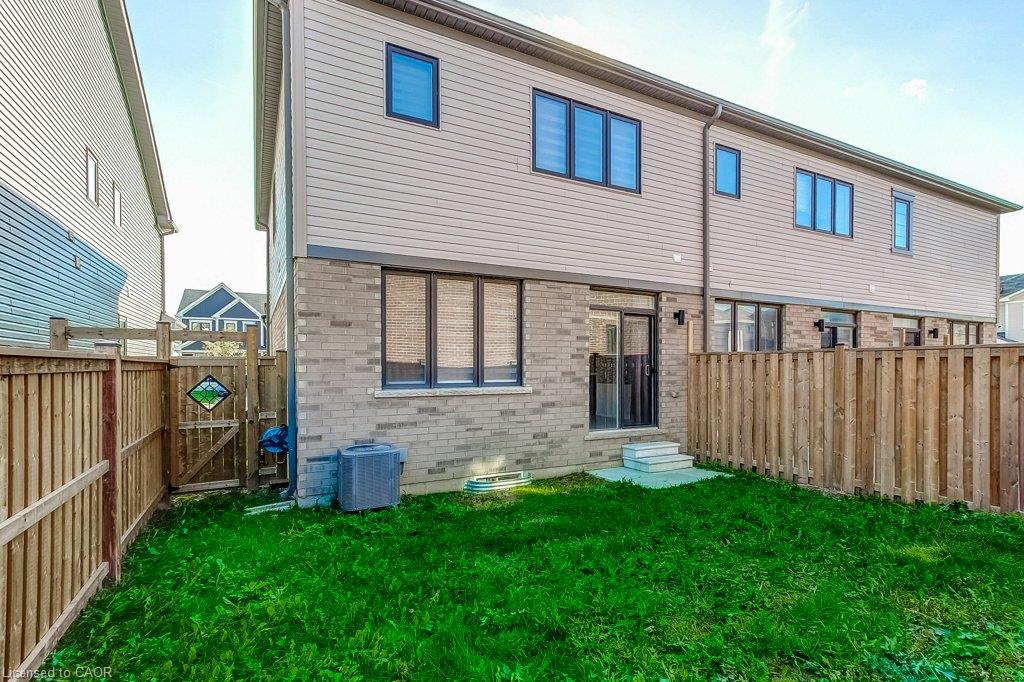 80 Oaktree Drive Property Photo 43