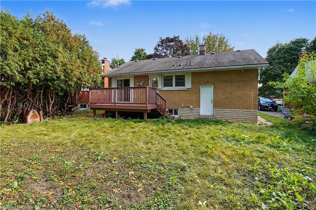 143 Elgin Crescent Property Photo 17