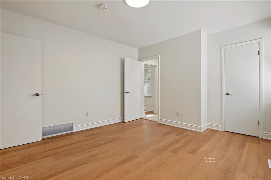 143 Elgin Crescent Property Photo 34