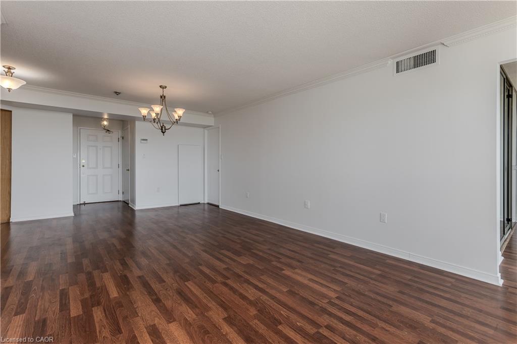 1006-5080 Pinedale Avenue Property Photo 5