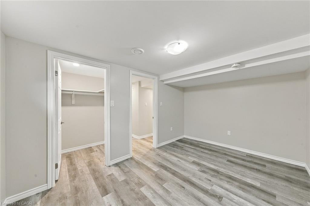 1052 Fennell Avenue E Property Photo 13