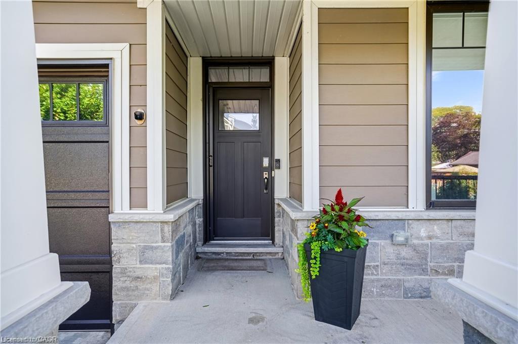 13 Turbinia Court Property Photo 3
