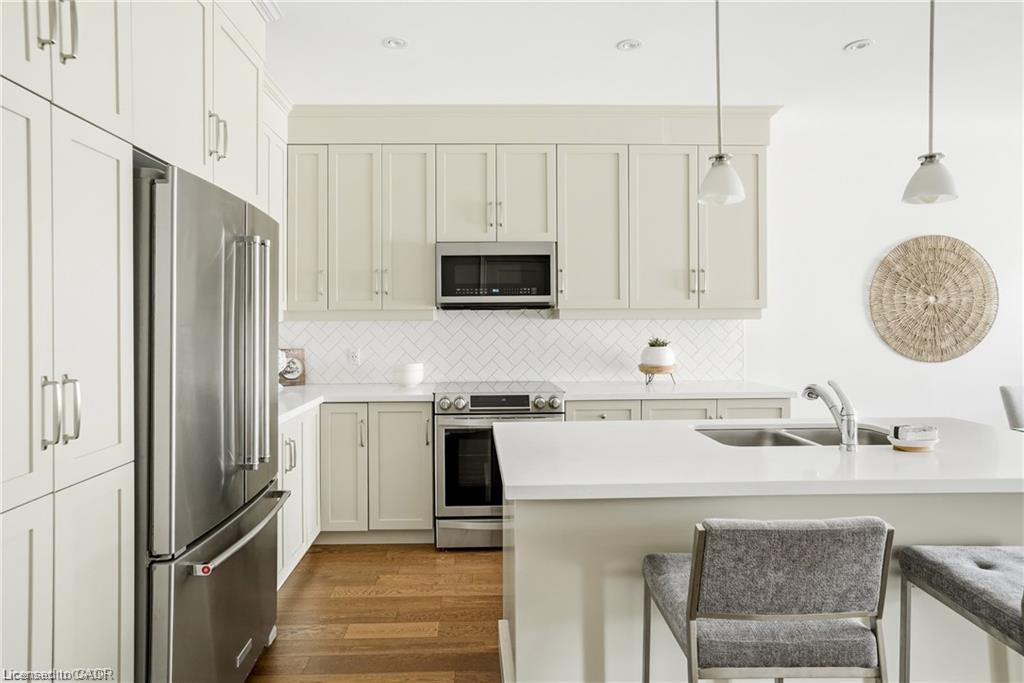 13 Turbinia Court Property Photo 10