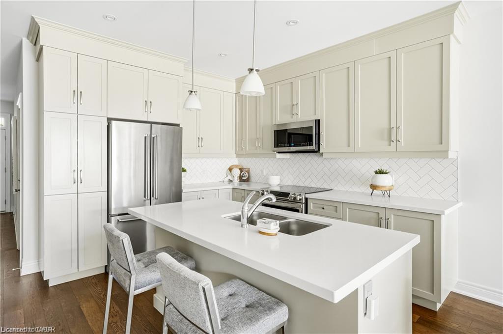 13 Turbinia Court Property Photo 11
