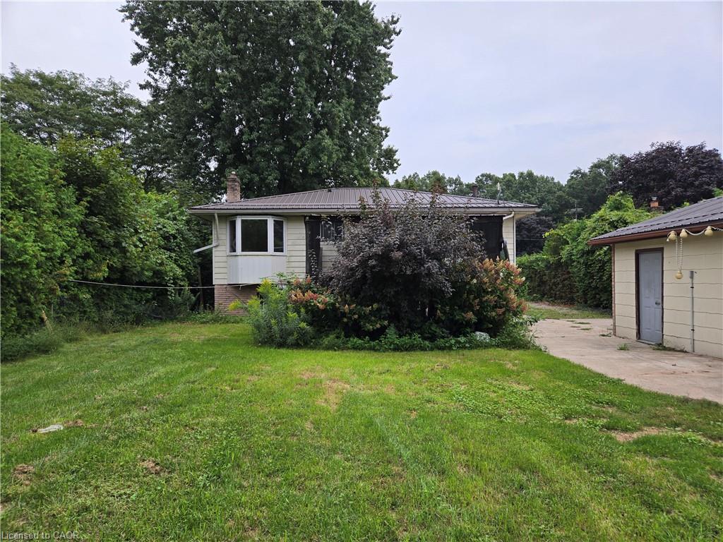 8 Lyndhurst Avenue Property Photo 7
