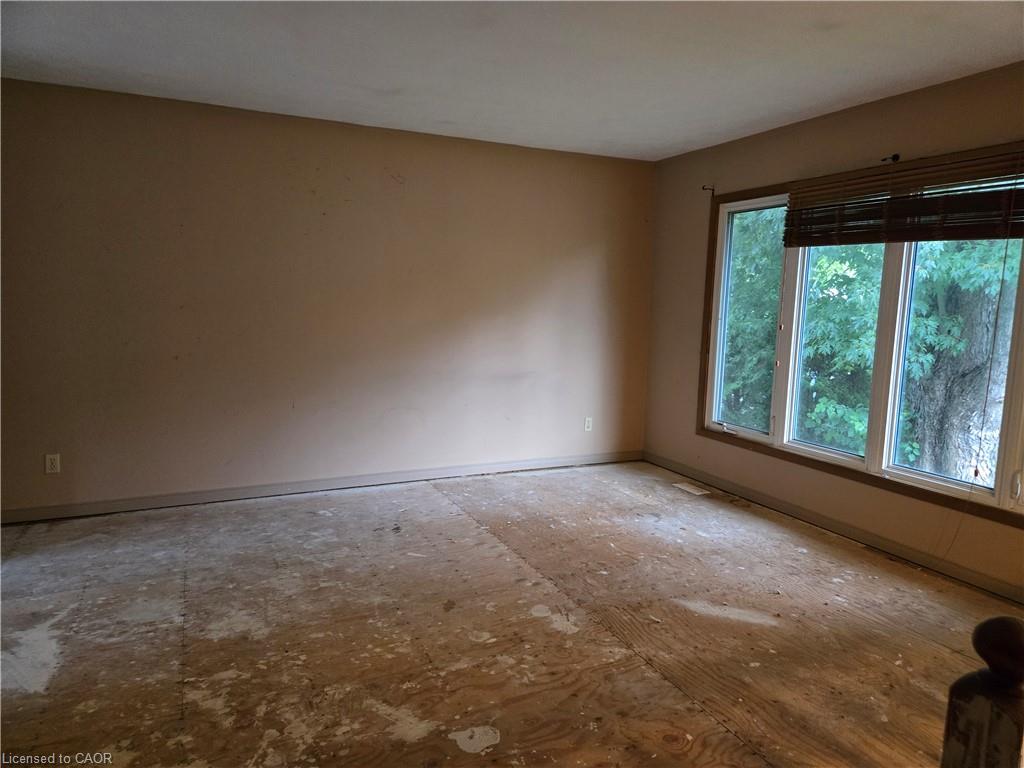 8 Lyndhurst Avenue Property Photo 10