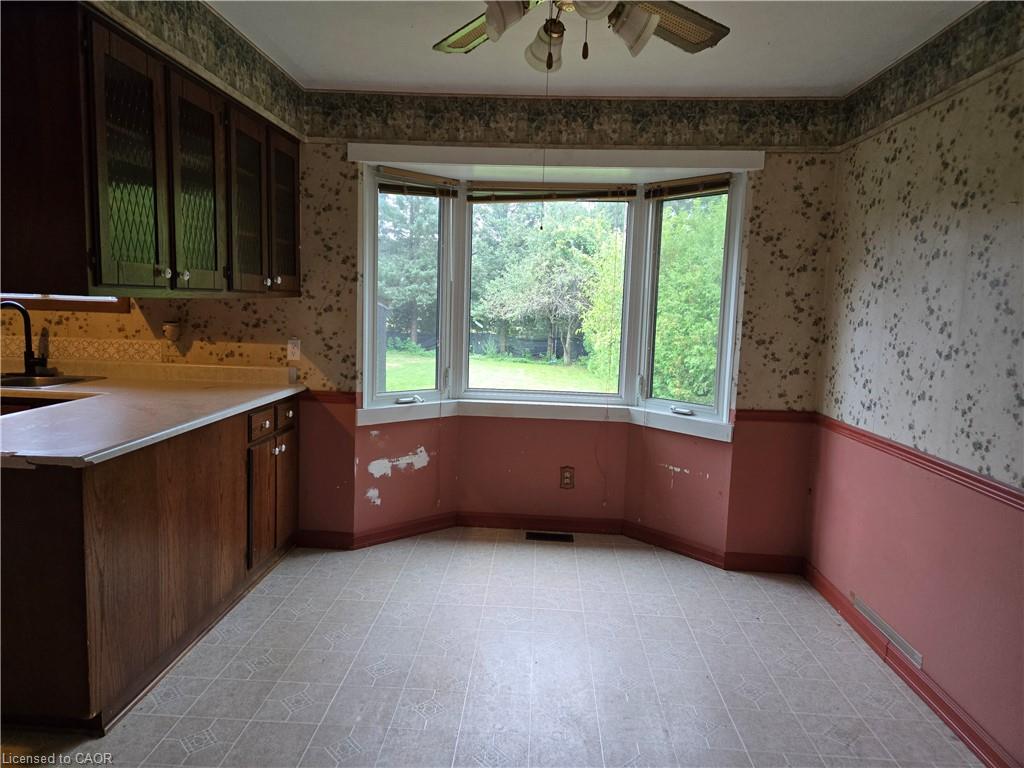8 Lyndhurst Avenue Property Photo 13