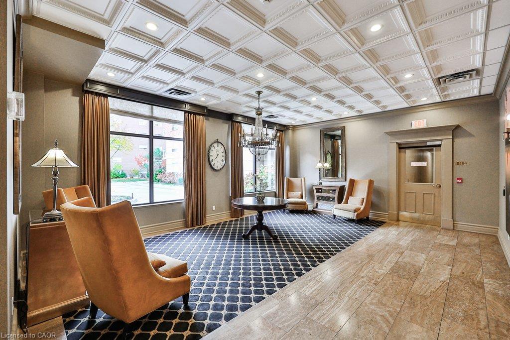 409-5188 Lakeshore Road Property Photo 4