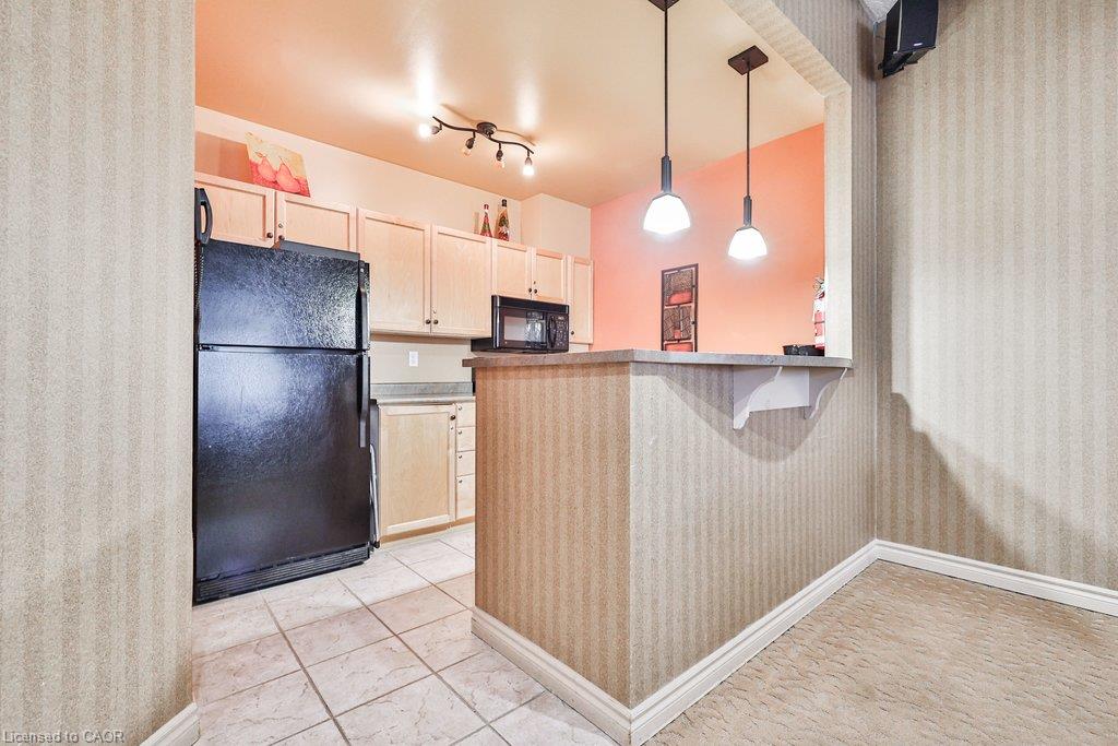 409-5188 Lakeshore Road Property Photo 37