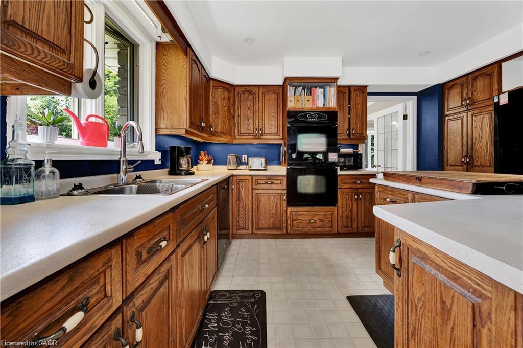 1 Danube Drive Property Photo 13