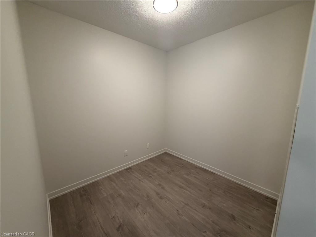 304-2087 Fairview Street Property Photo 4