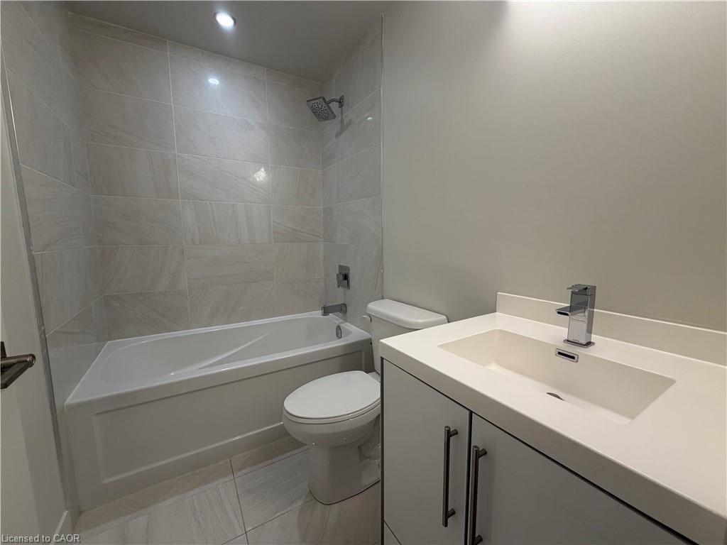 304-2087 Fairview Street Property Photo 5