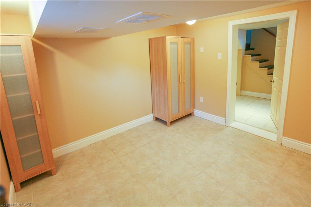 118 Strange Street Property Photo 19